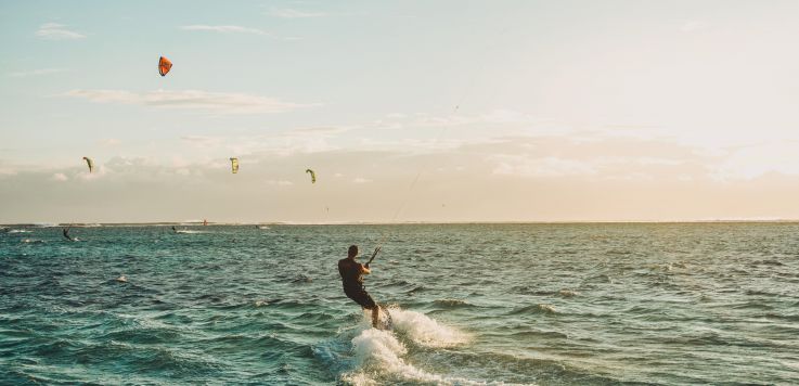 kitesurfing